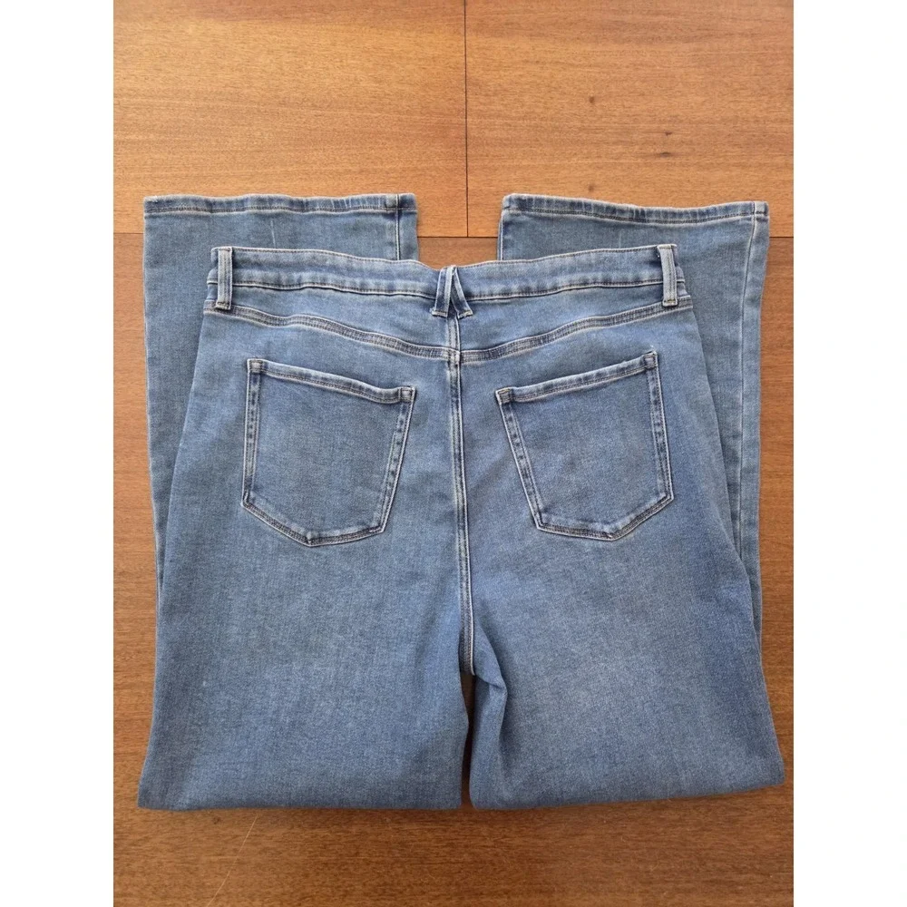 Lauren Conrad High Rise‎ Flare Jeans Sz 16 W Medium Light Wash